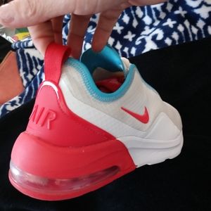Nike Air Max Motion2 Running shoes